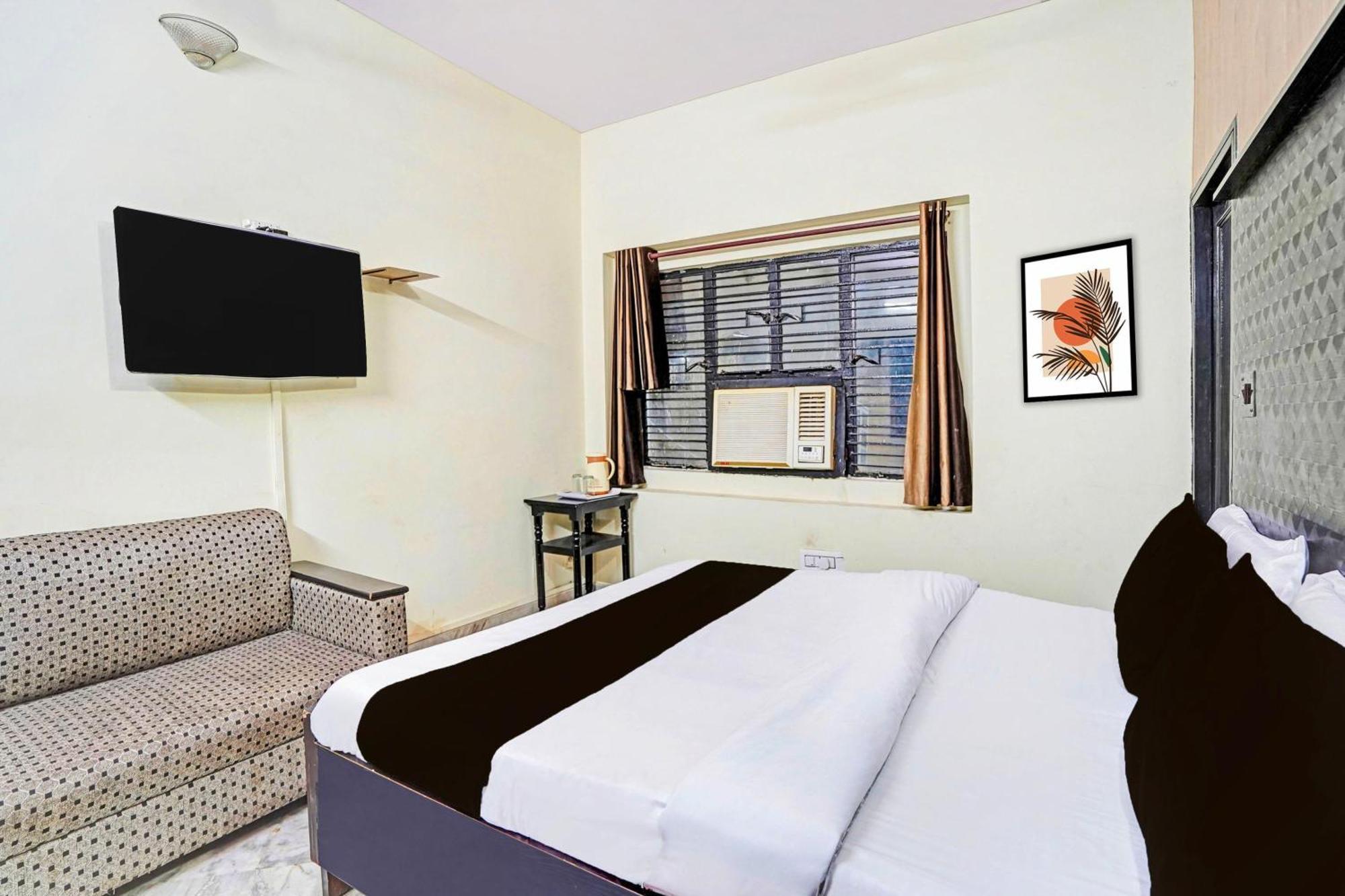 Super Collection O Mathura Near Railway Station المظهر الخارجي الصورة