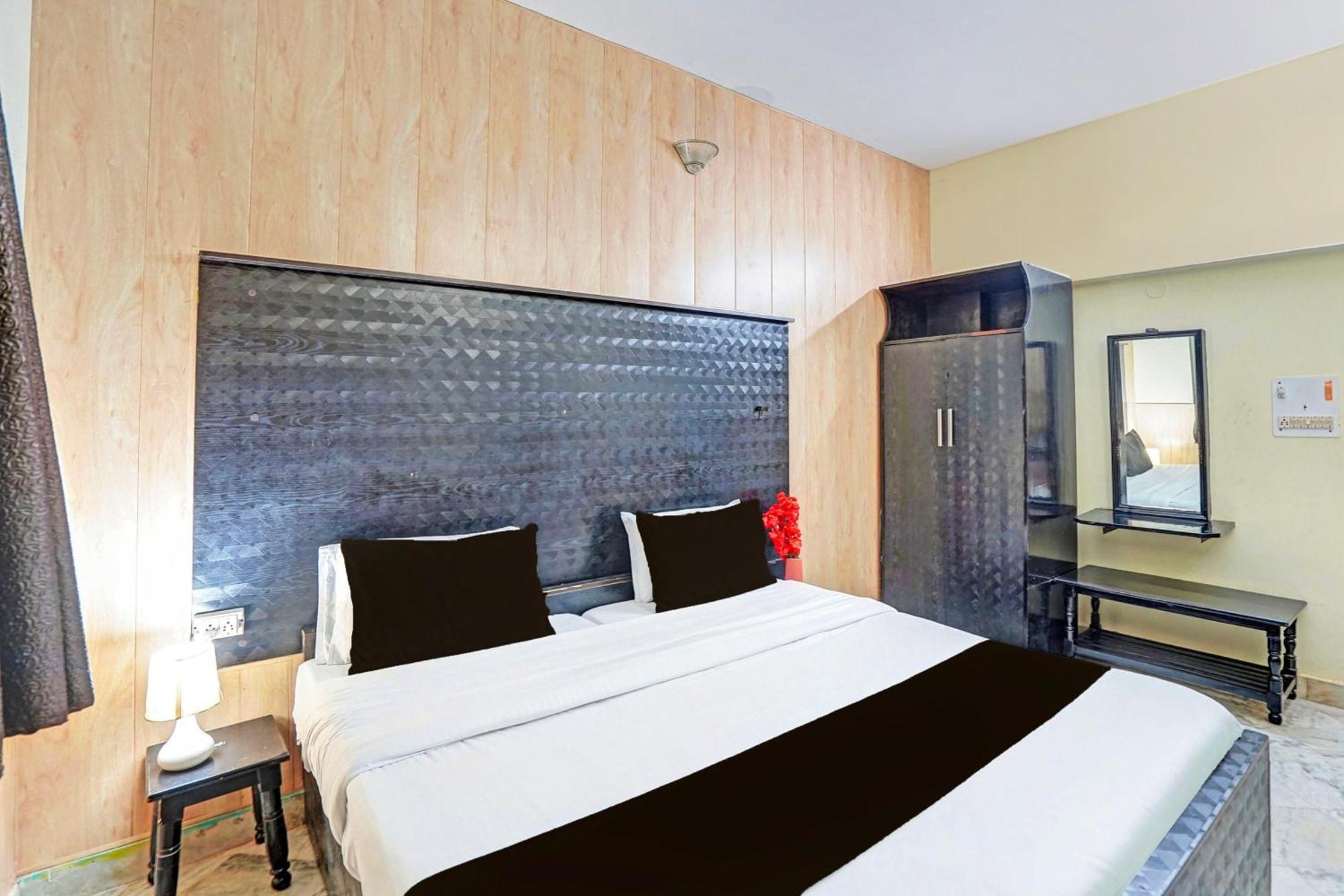 Super Collection O Mathura Near Railway Station المظهر الخارجي الصورة